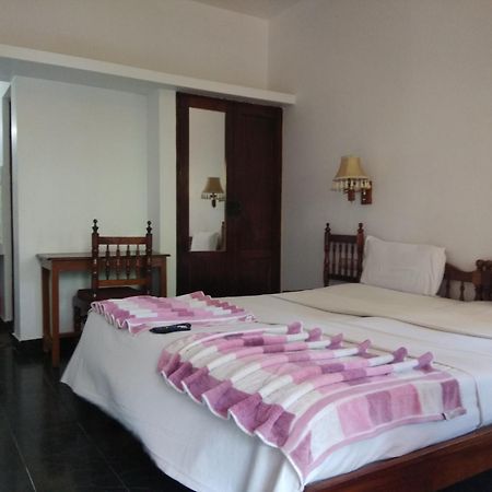 Beach Florra Inn Kovalam Dış mekan fotoğraf