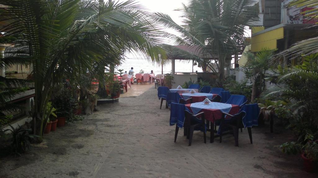 Beach Florra Inn Kovalam Dış mekan fotoğraf
